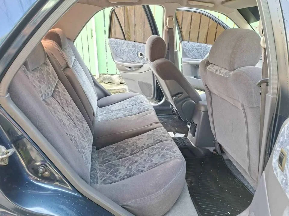 2004 Mazda 323 VIII 2