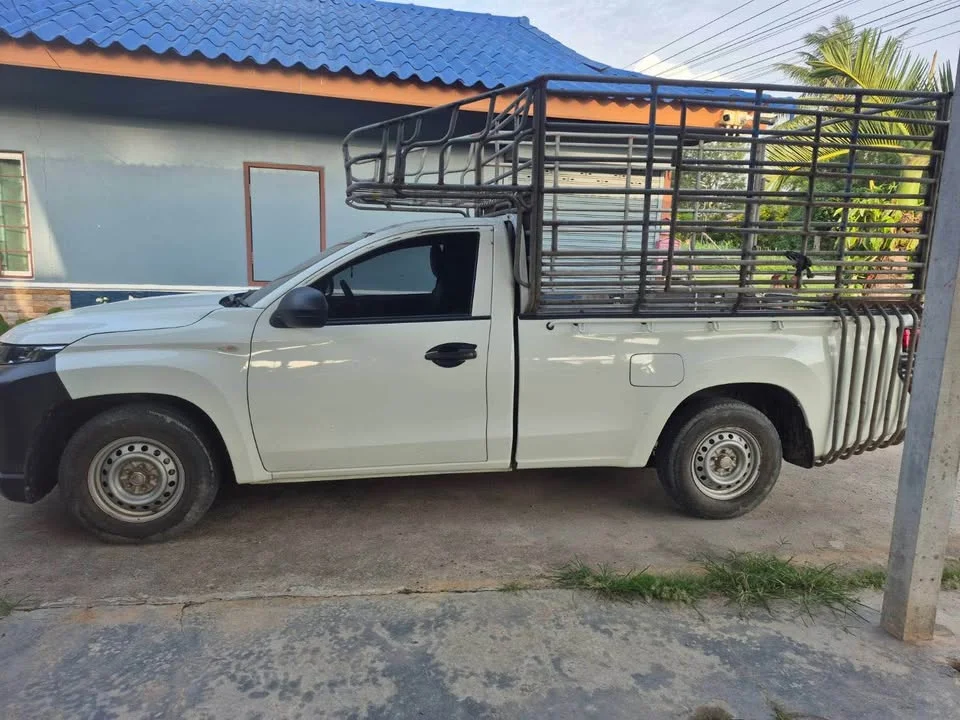 2022 Mitsubishi Triton V 3