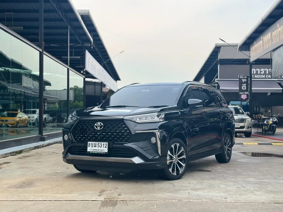 2022 Toyota Veloz III 2