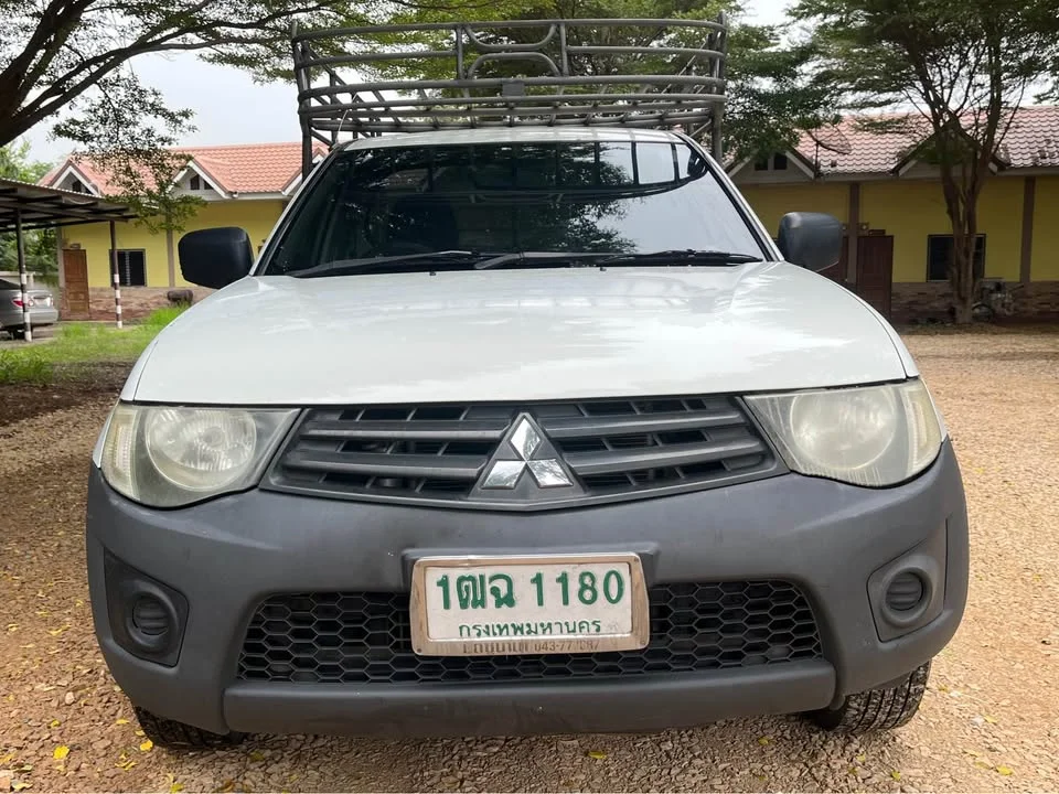 2012 Mitsubishi Triton IV 3