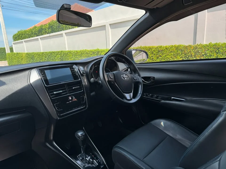 2020 Toyota Yaris III 3