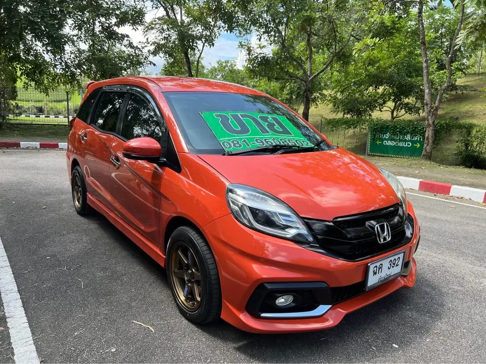 2016 Honda Mobilio II 2