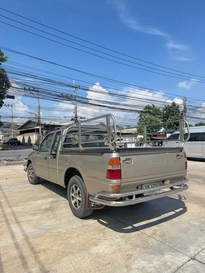 2000 Isuzu Faster Dragon Eyes III 2