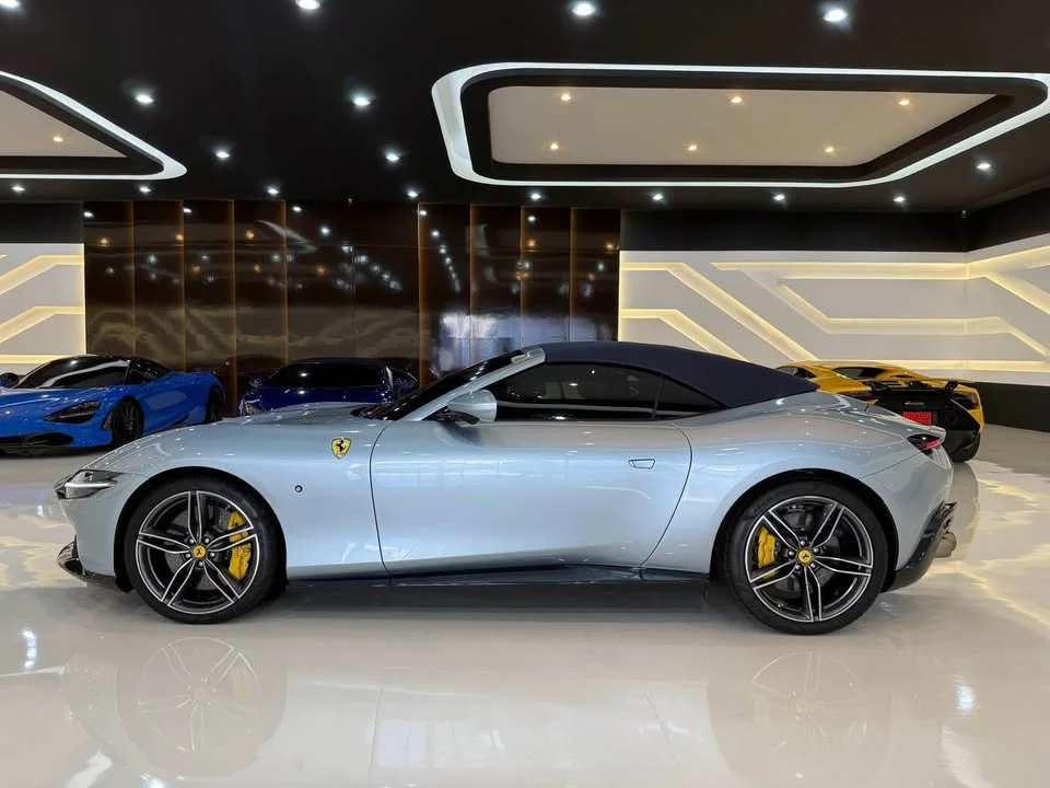 2025 Ferrari SF90 Stradale 2