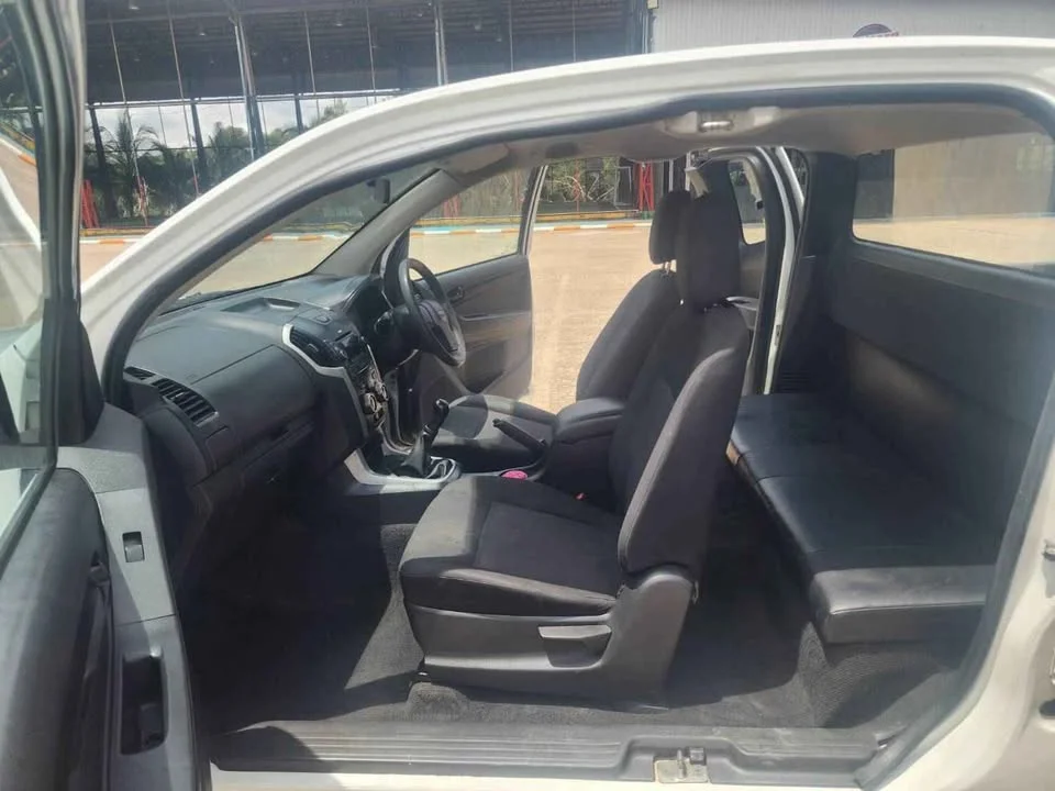 2017 Isuzu D-Max II (RT) 3