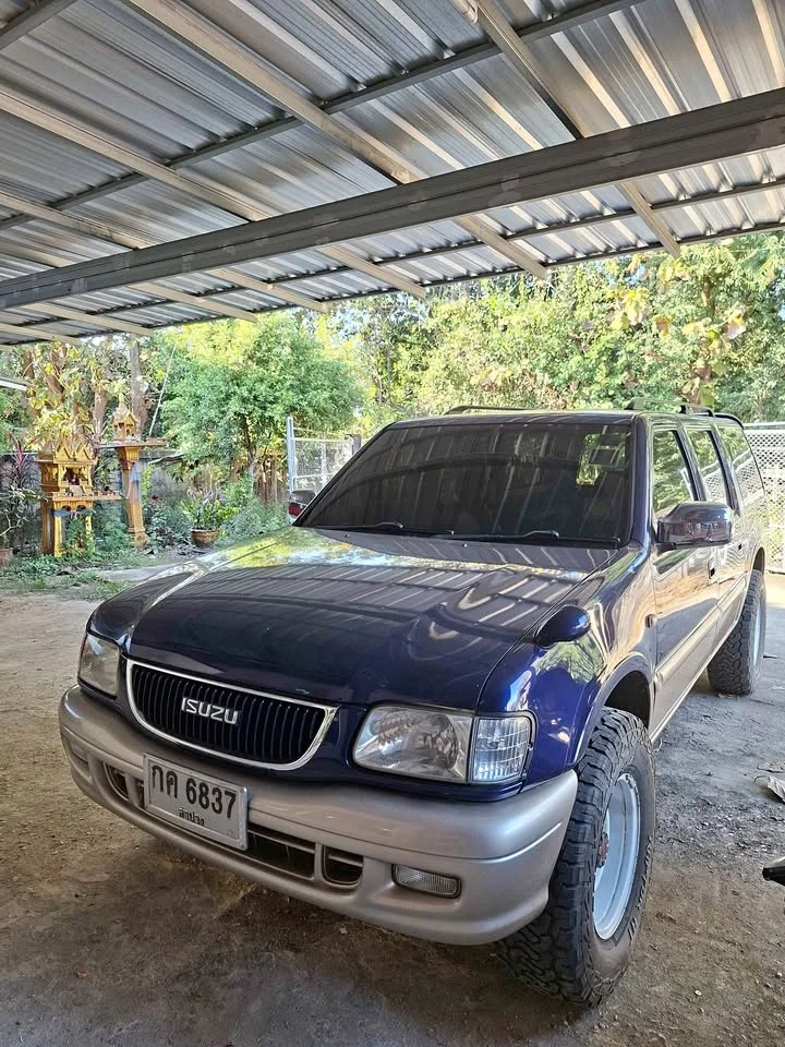 2001 Isuzu Faster Dragon Eyes III 2