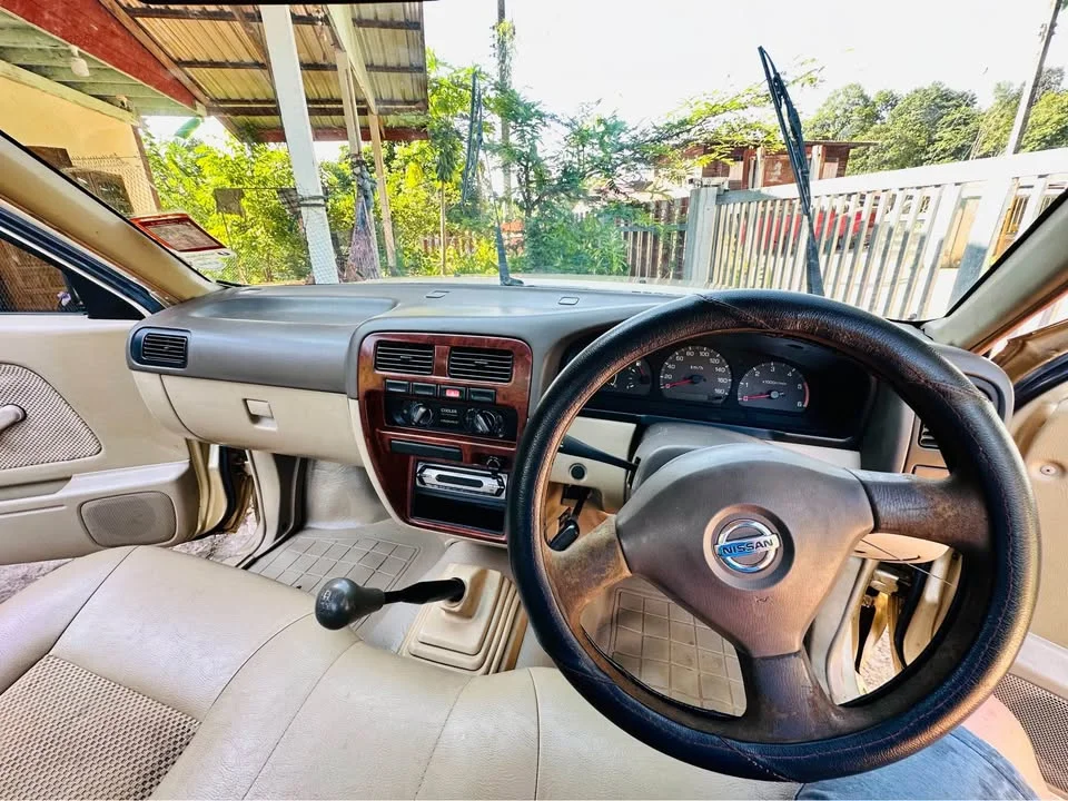 2005 Nissan Frontier I 2