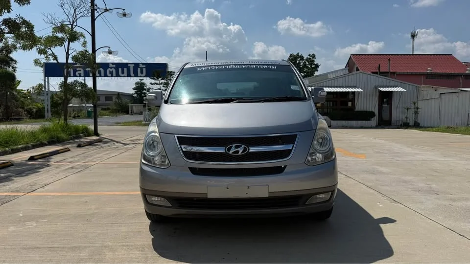 2011 Hyundai H-1 II 3
