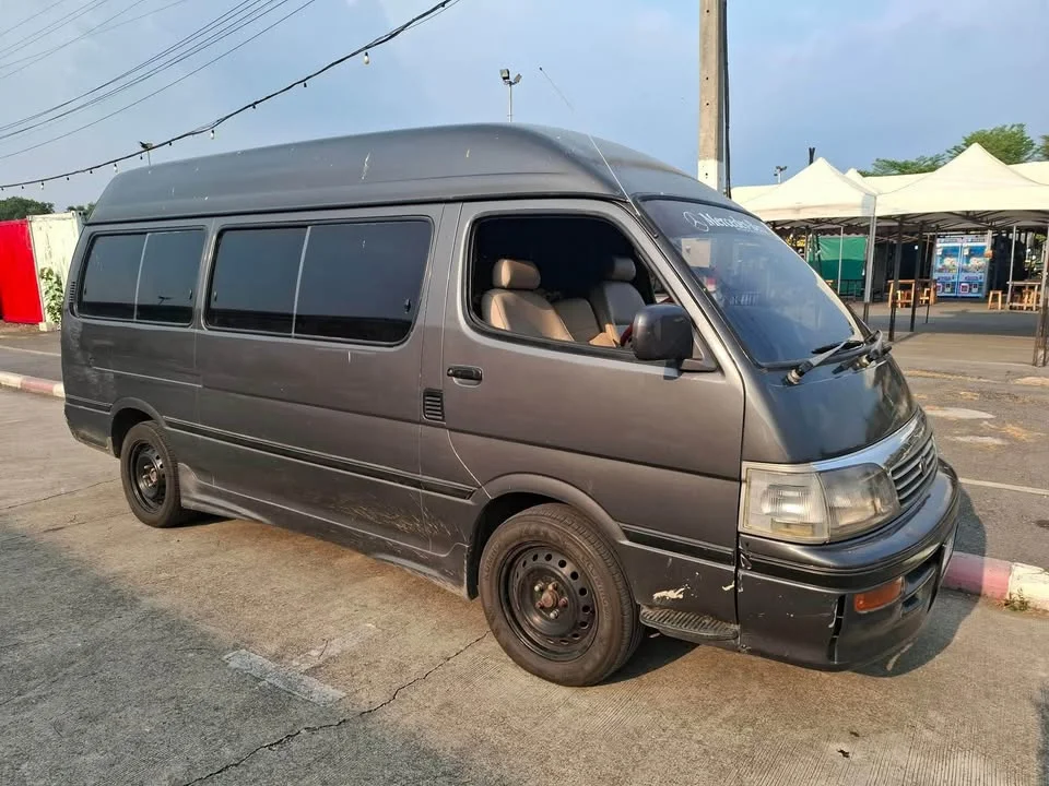 1996 Toyota Commuter IV (H100) 3