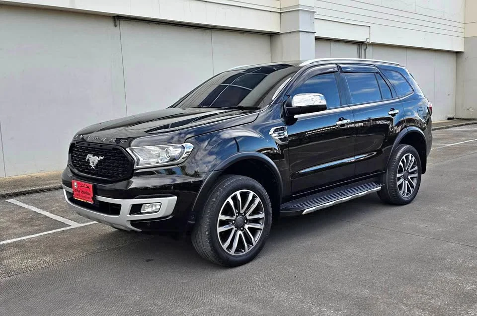 2019 Ford Everest II 3
