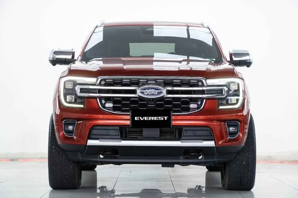 2023 Ford Everest III 3