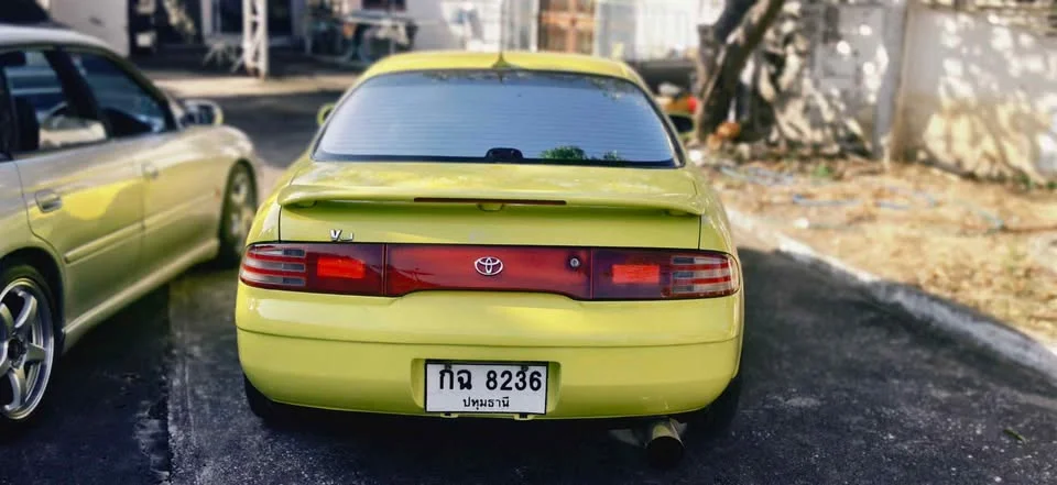Toyota Sprinter Marino E100 2