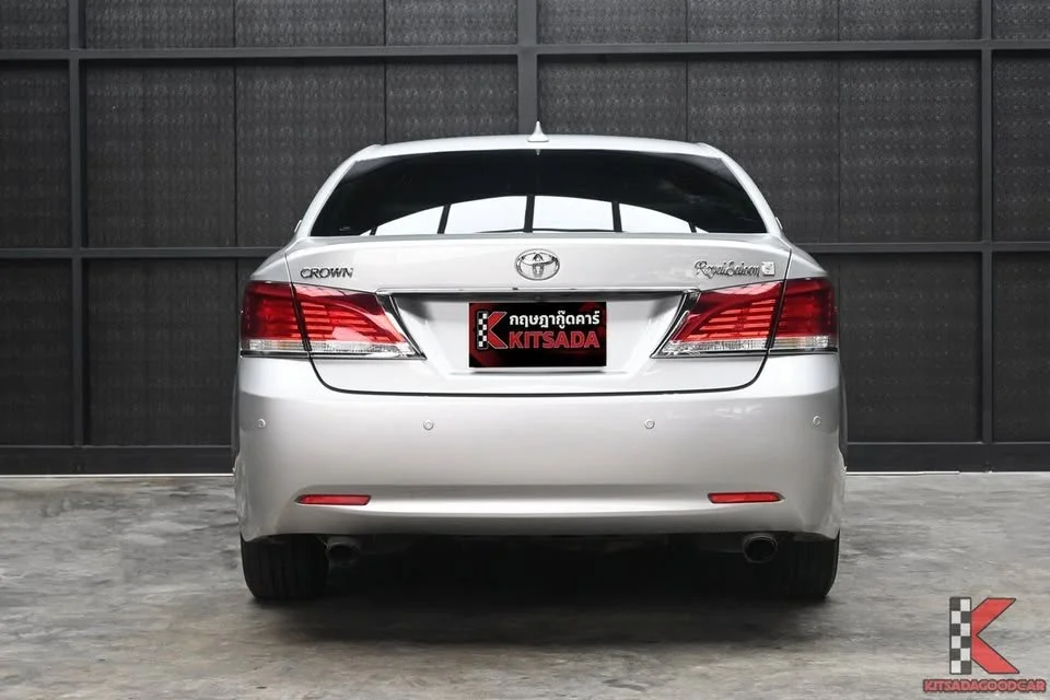 2014 Toyota Crown XIV (S210) 3