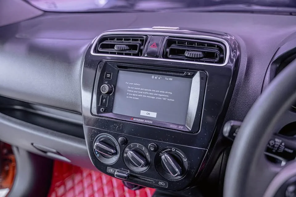 2018 Mitsubishi Mirage VI 3