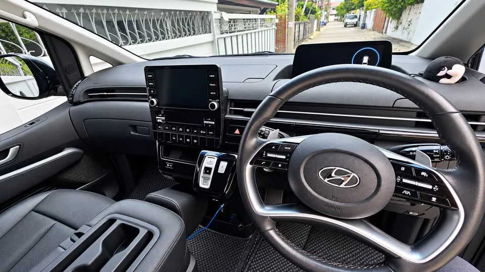 2022 Hyundai Staria US4 2