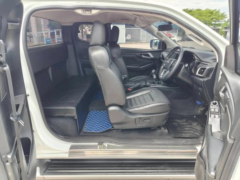 2023 Isuzu D-Max III (RG) 2