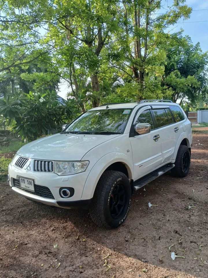 2011 Mitsubishi Pajero Sport II 3