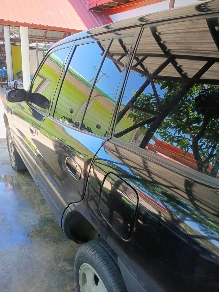 1997 Toyota RAV4 I 3