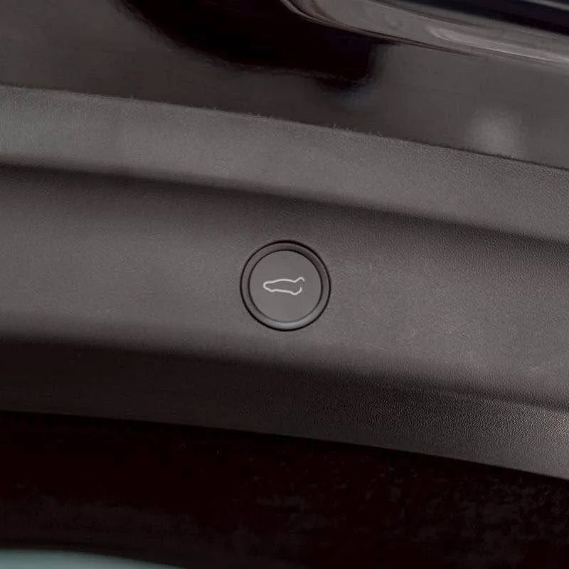2024 Tesla Model Y 3