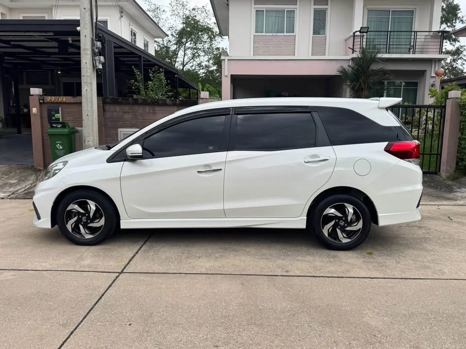 2014 Honda Mobilio II 2