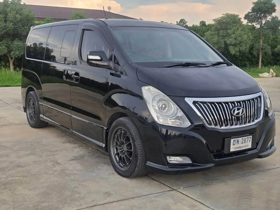2012 Hyundai H-1 II 3