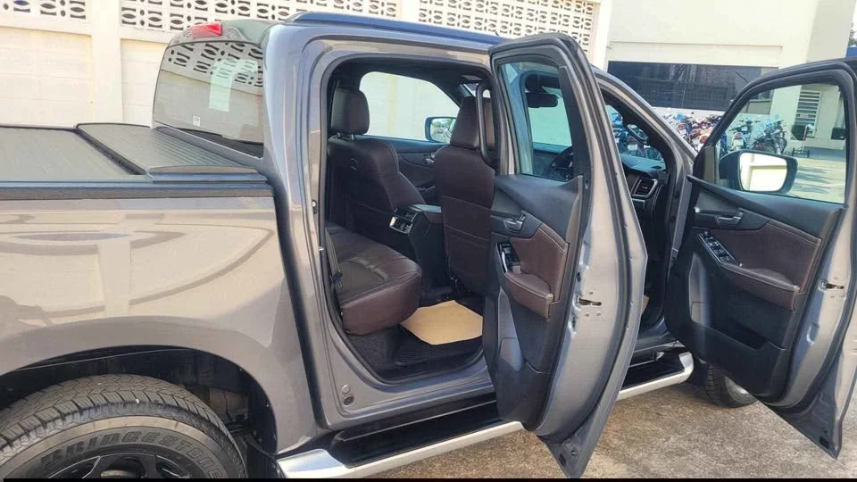 2023 Mazda BT-Series III 3