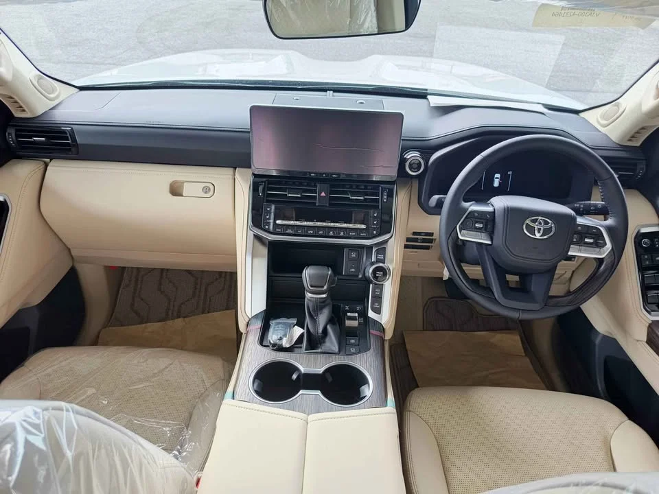 2026 Toyota Land Cruiser J300 3