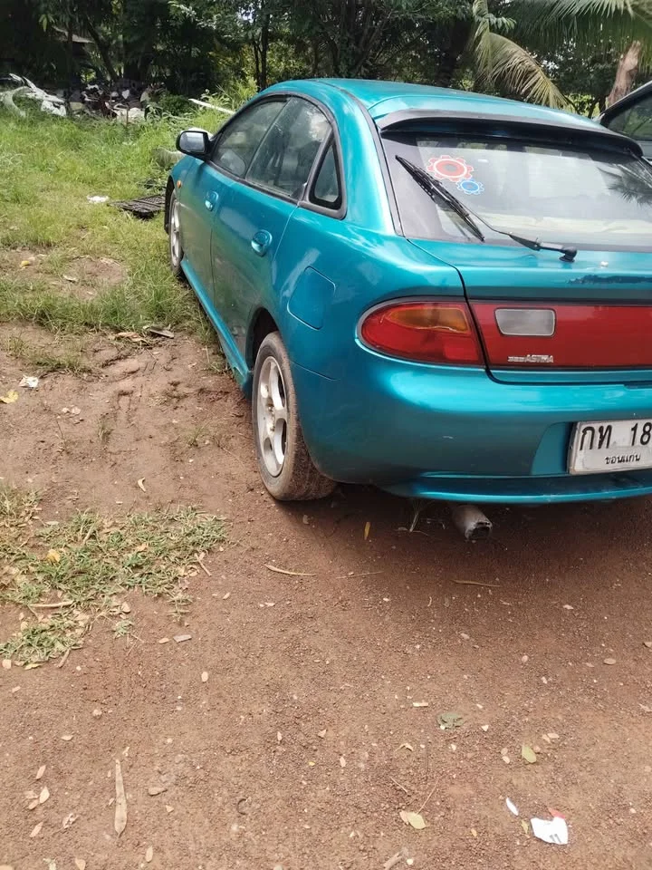 2001 Mazda 323 VII 2