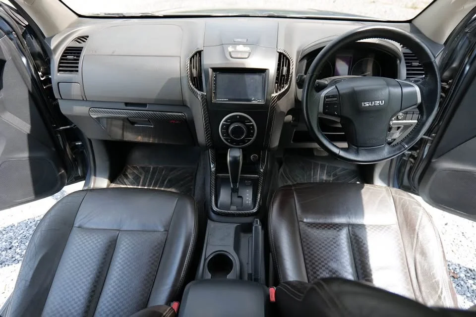 2012 Isuzu D-Max II (RT) 2