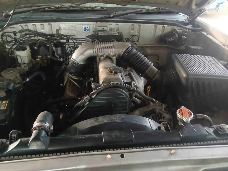 1991 Mazda 2500 Fighter V 3