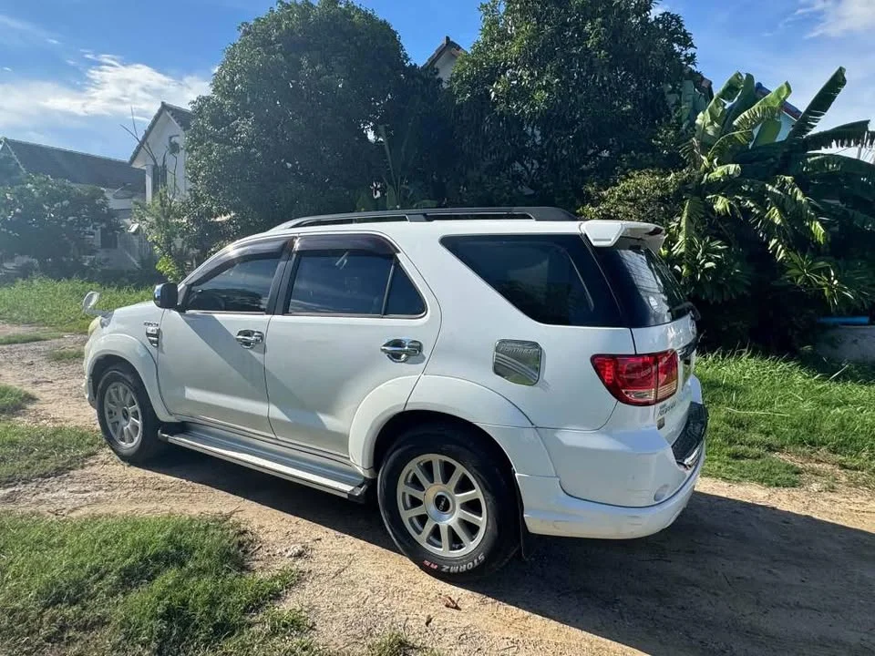 2008 Toyota Fortuner I 2
