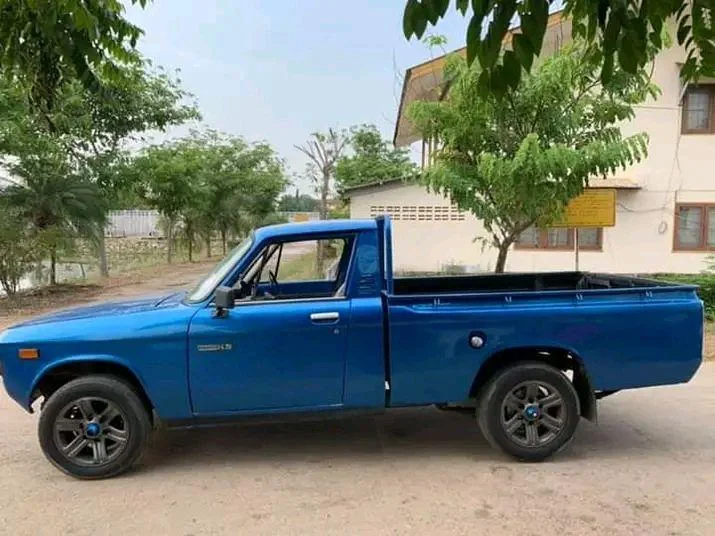 1980 Isuzu Faster Dragon Eyes I 3