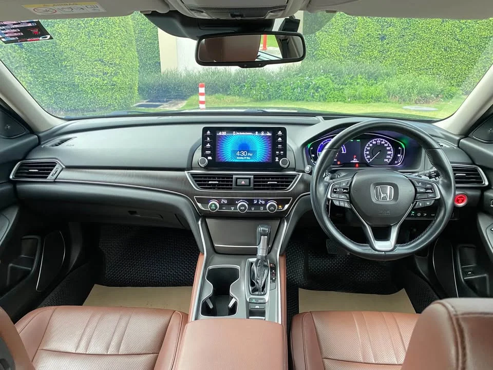 2021 Honda Accord X 2