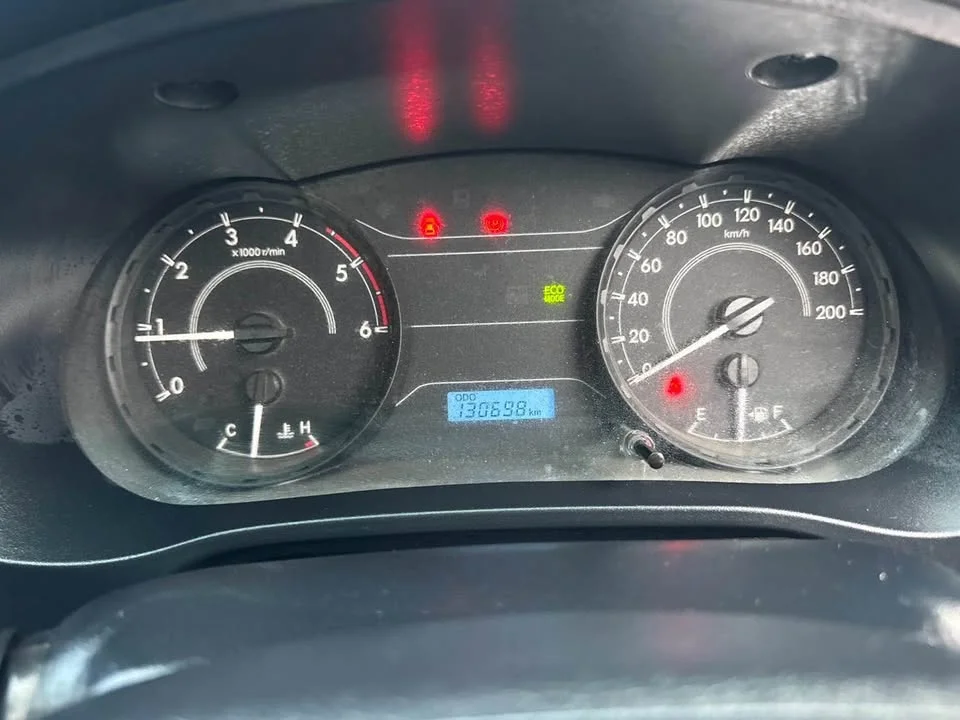 2020 Toyota Hilux VIII 2