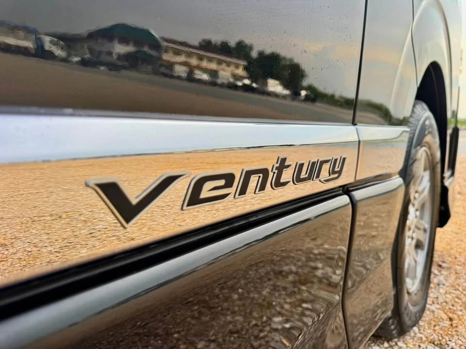 2016 Toyota HiAce V (H200) 3
