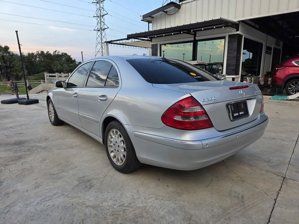 2005 Benz E-Class W211 2