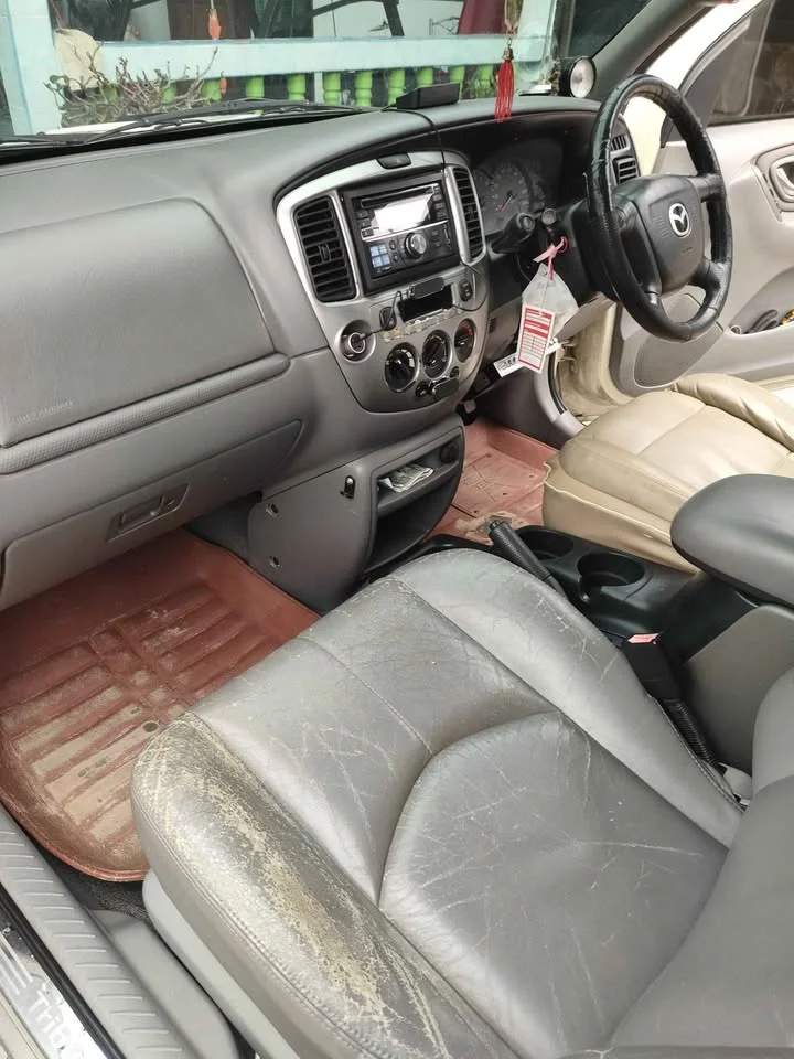 2003 Mazda Tribute I 2