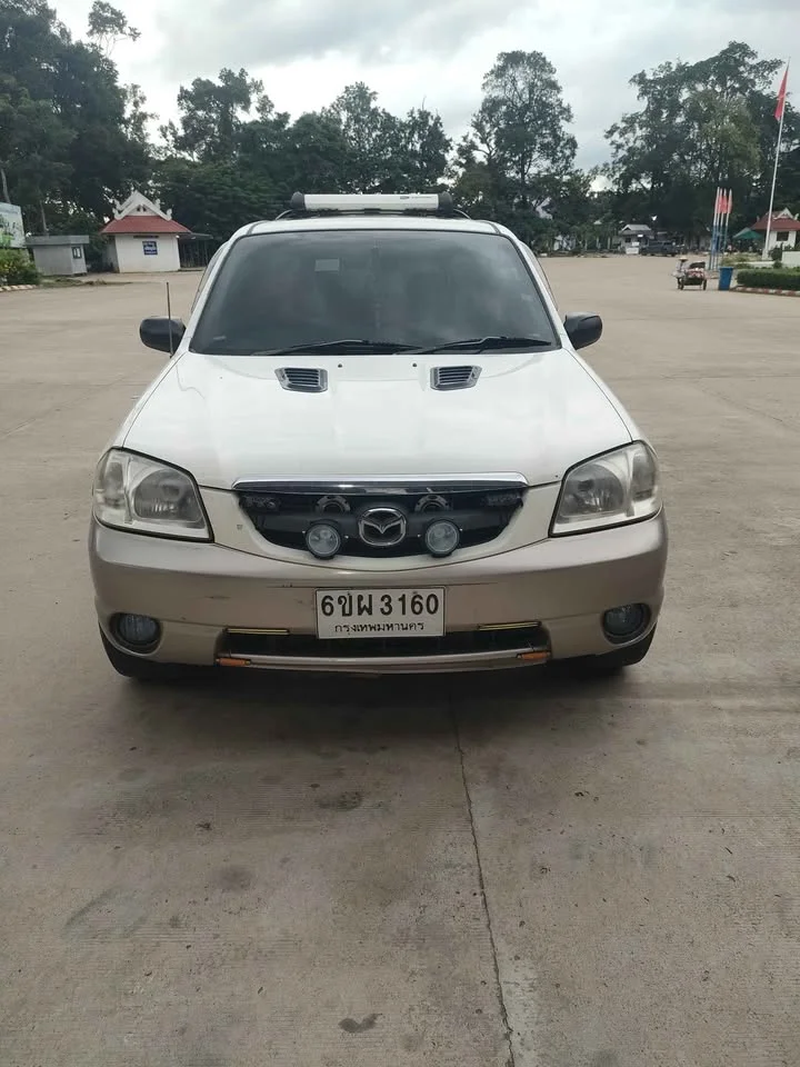 2003 Mazda Tribute I 3