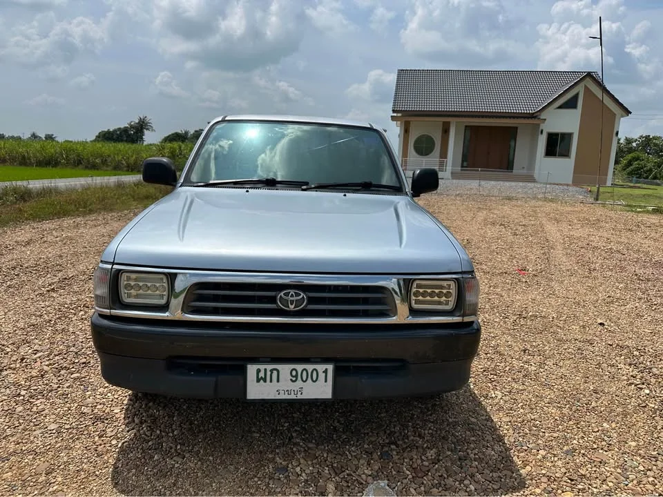 1999 Toyota Hilux Tiger VI 2