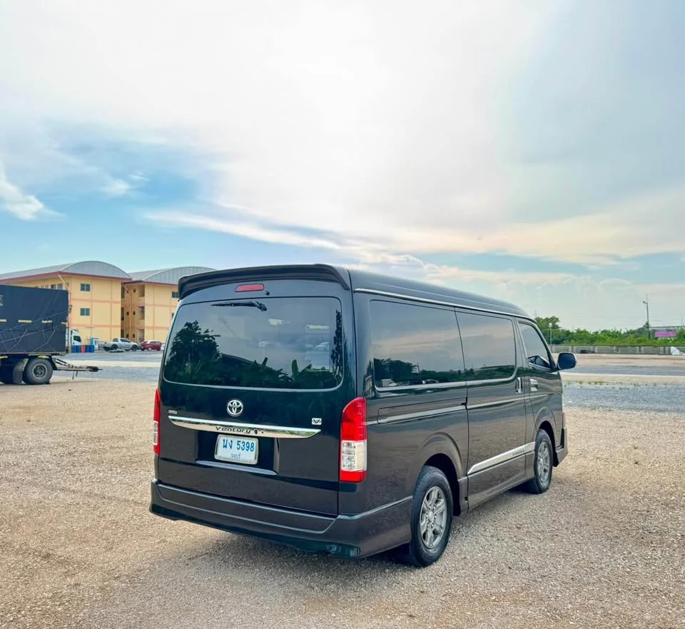 2016 Toyota HiAce V (H200) 2