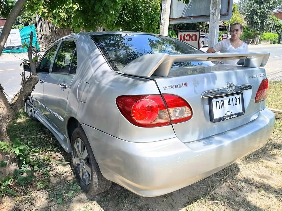 2004 Toyota Corolla Altis IX (E120) 3