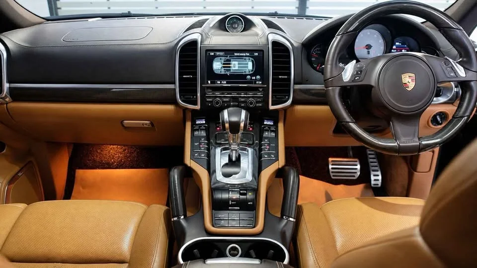 2012 Porsche Cayenne II 3