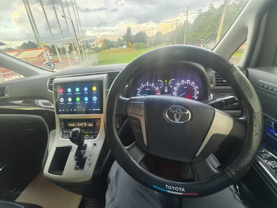 2013 Toyota Alphard, Vellfire II (AH20) 3