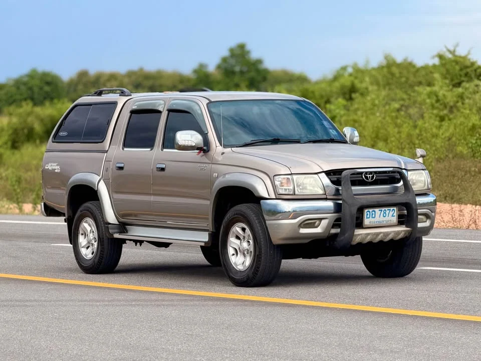 2004 Toyota Hilux Tiger VI 2