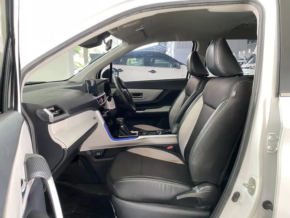 2023 Toyota Veloz III 2