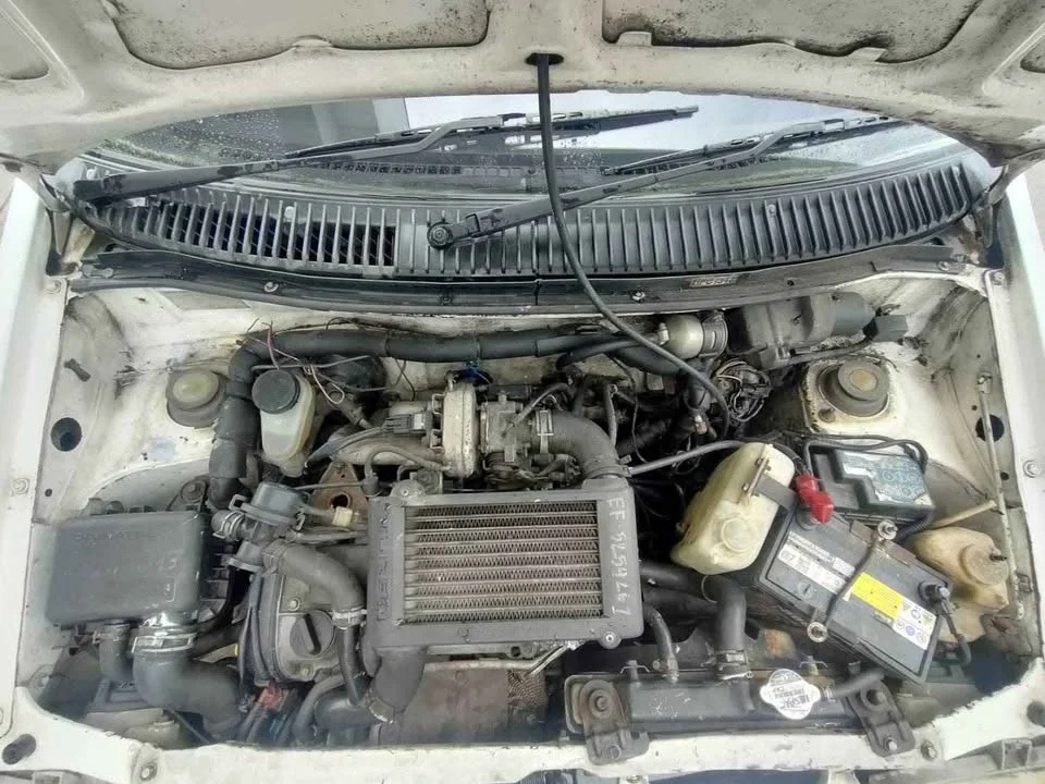 1993 Daihatsu Mira L200 3