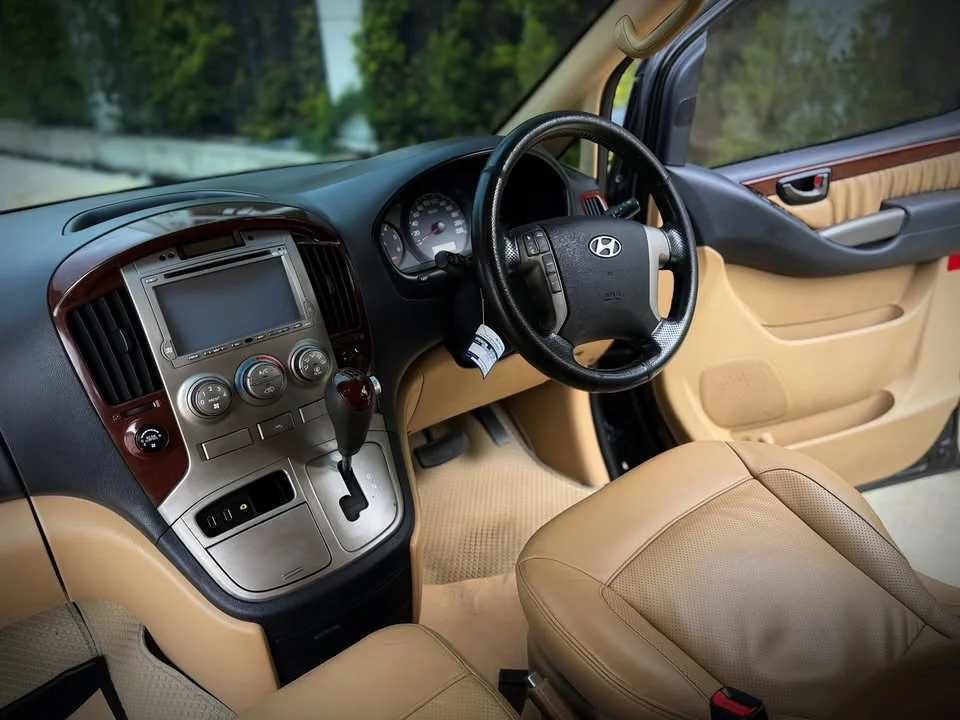 2012 Hyundai H-1 II 3