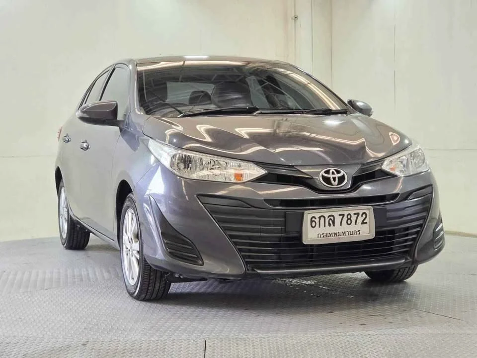 2017 Toyota Yaris ATIV III 2