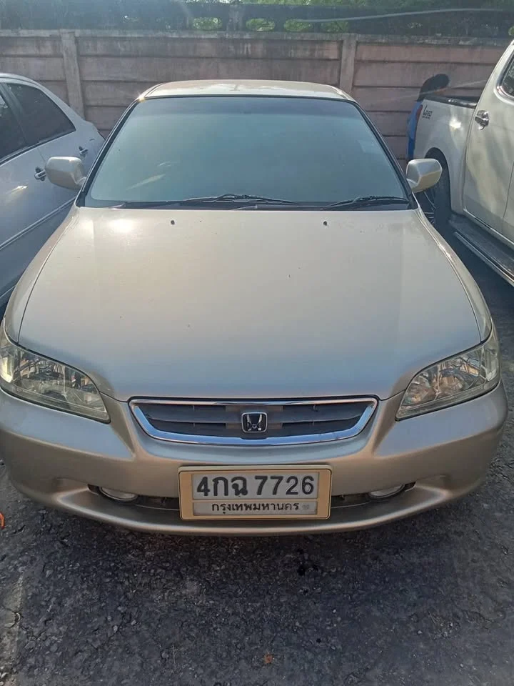 1998 Honda Accord VI 2