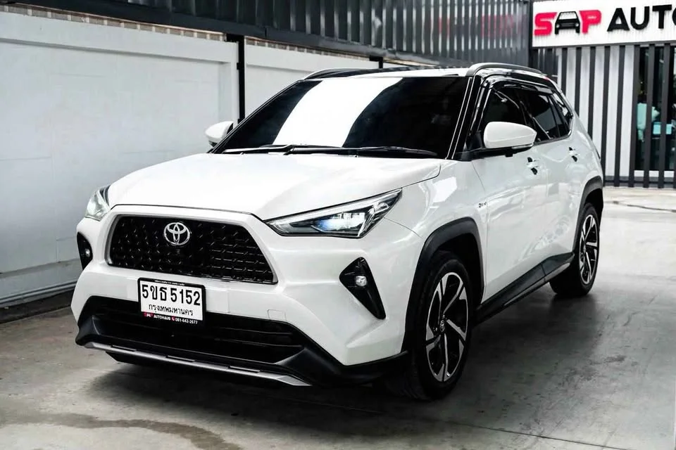 2024 Toyota Yaris Cross AC200 2